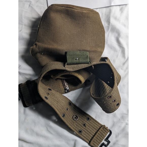 Vintage WWII Olive Drab Military Canteen w/ Case and Belt 1944. Cup‎ 1945 W/Felt - Picture 7 of 11